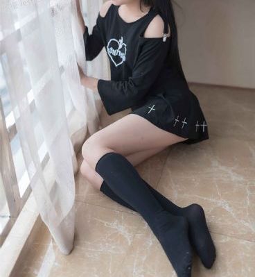 宇能鸿一郎之桃子