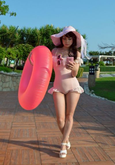 邻家姐姐