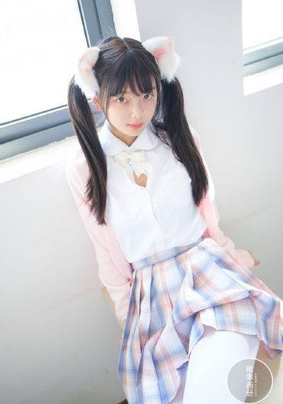 台湾三级情趣内衣秀32